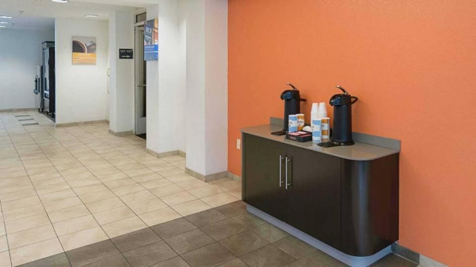 Motel 6 Колумбия Экстерьер фото